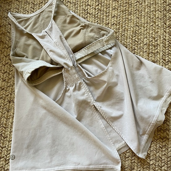 Lululemon tank top - Picture 6 of 7